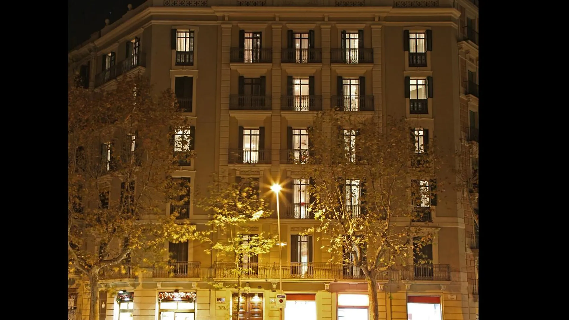 Mh Apartments Suites Barcelona Spain