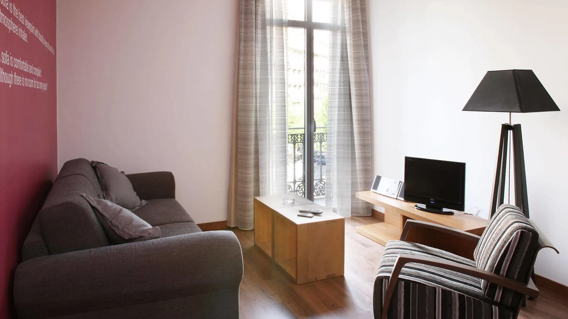 Mh Apartments Suites Barcelona