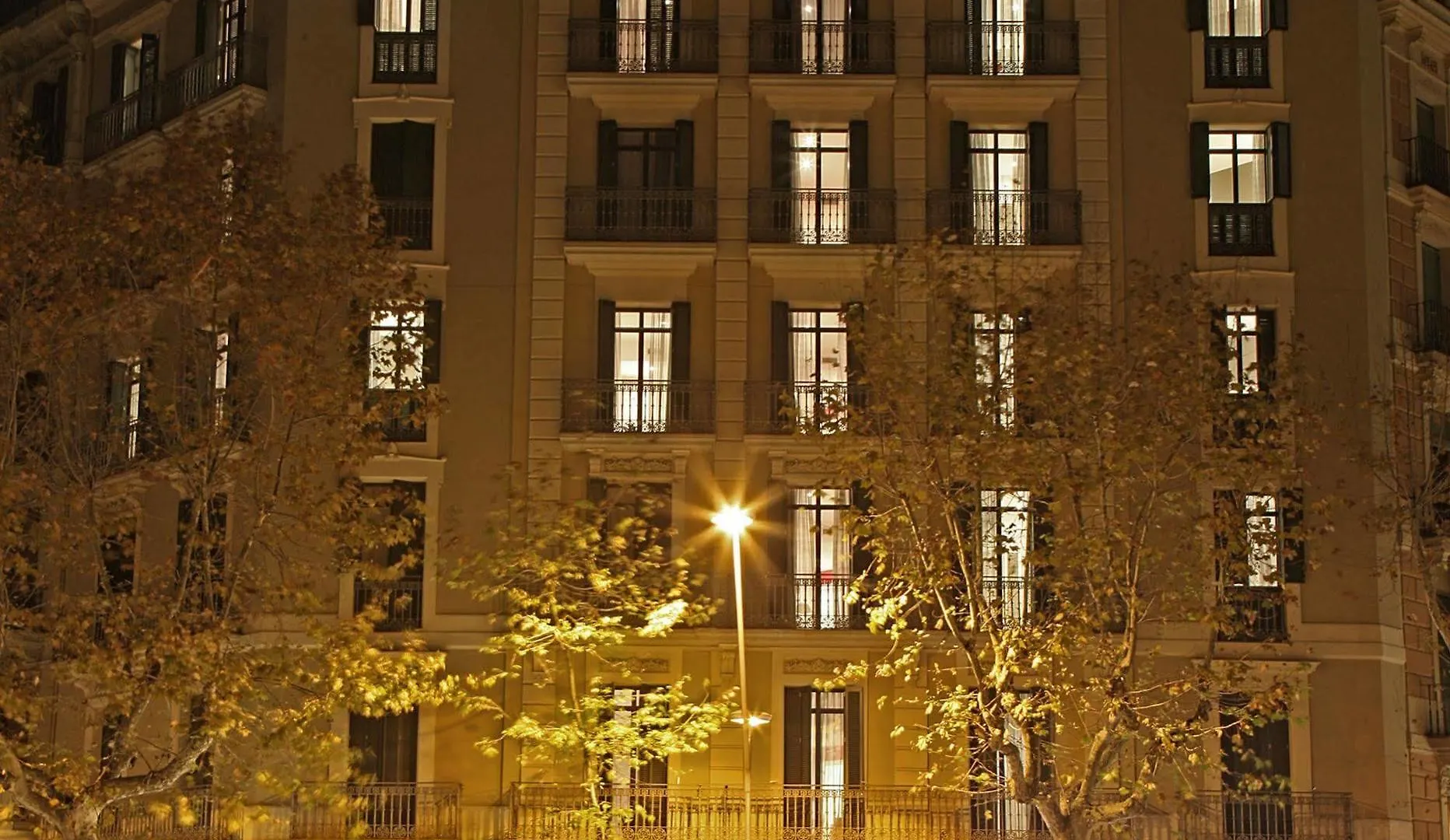 Mh Apartments Suites Barcelona